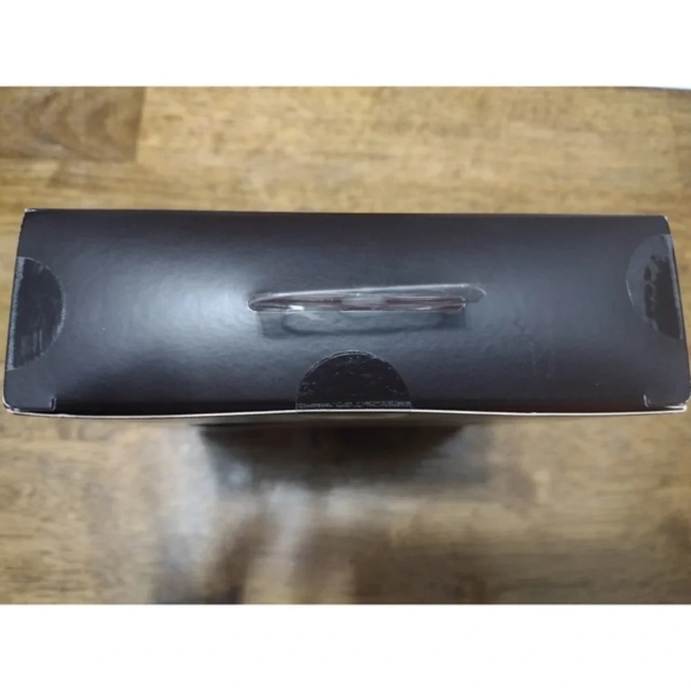 Microsoft Zune 4GB Music Video MP3 Player With Car Pack‎ SEALED